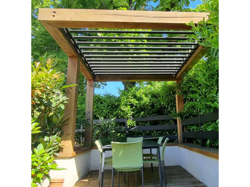 Perogla avec structure bois