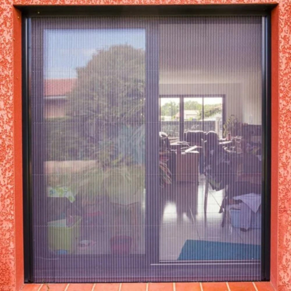 Moustiquaire plissée pour faible encombrement en aluminium
Moustiquaire plissée pour faible encombrement en aluminium