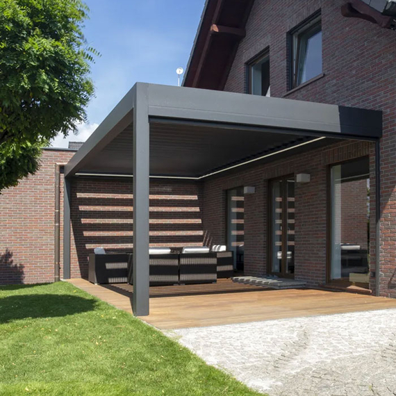 Pergola bioclimatique adossée sur mesure