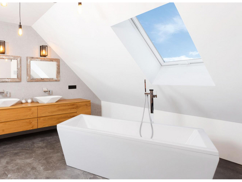 Fenêtre R7 à projection en situation
salle de bain